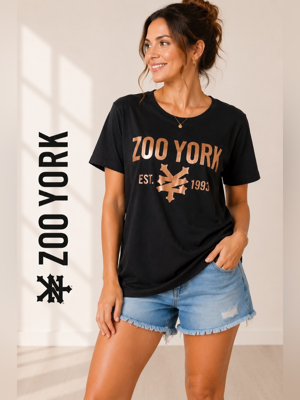 Zoo York Black Metallic Bronze Graphic T-Shirt Size M Cotton Blend